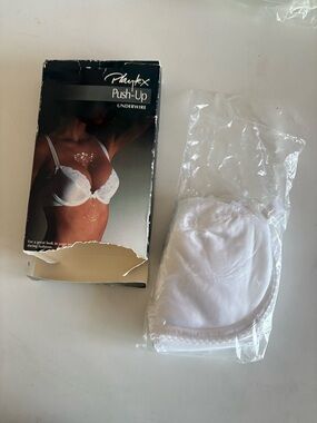 Vintage Playtex White Push-Up Bra 36C
